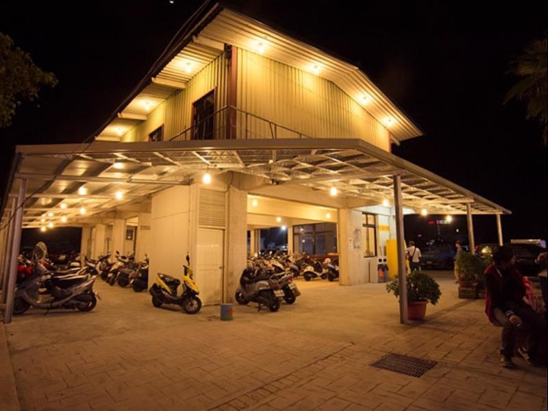 Day Chen Hotel Yilan Екстер'єр фото