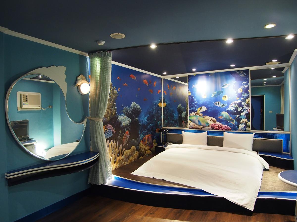 Day Chen Hotel Yilan Екстер'єр фото